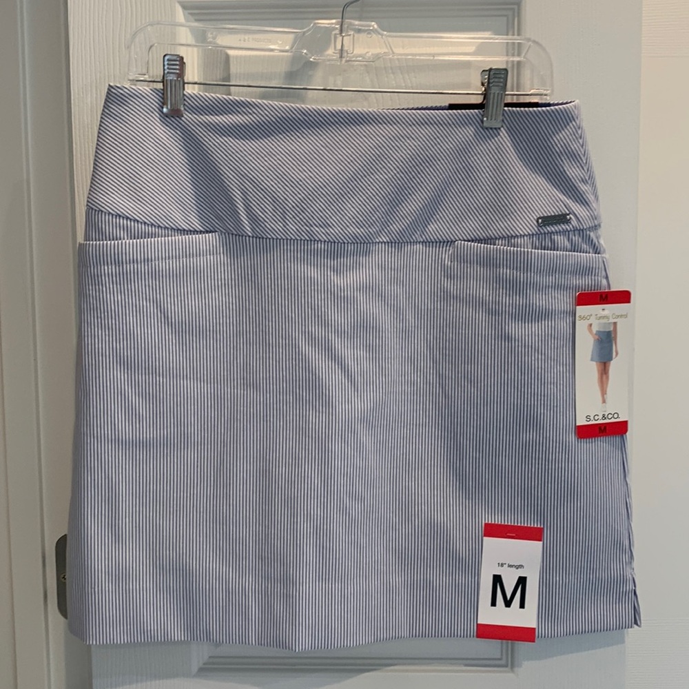NWT-S.C&Co Seersucker Skort.  Size M